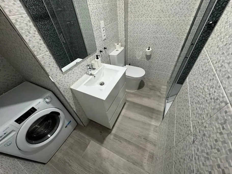 Shelter In Malaga - C1 Apartment 0*,  Spain