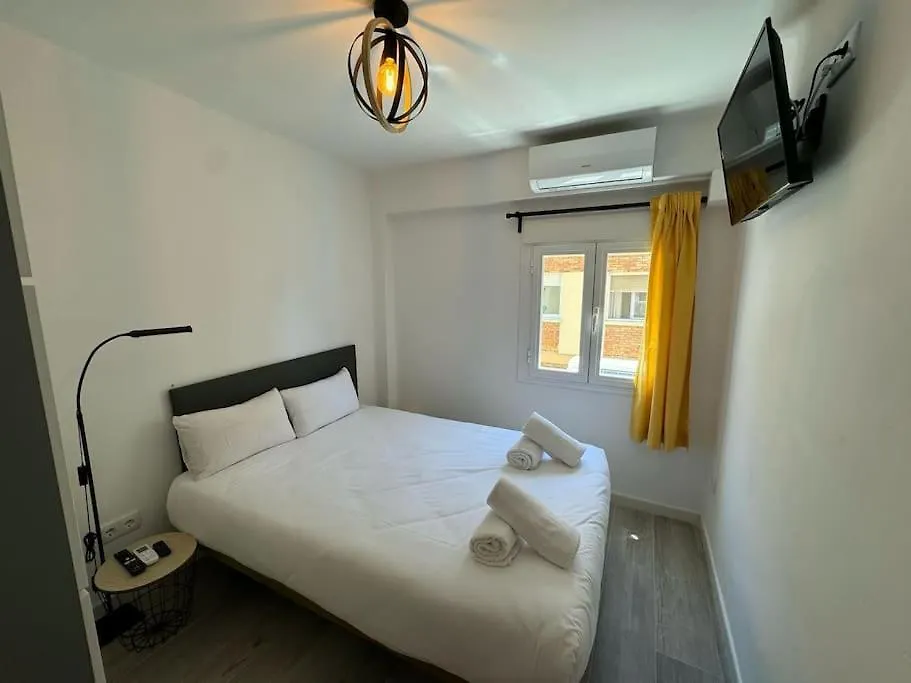 Shelter In Malaga - C1 Apartment
